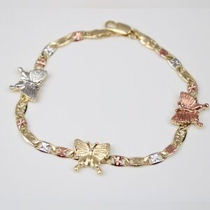Gold plated bracelet 7.5” / pulsera bañada en oro